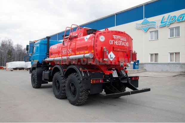 Автоцистерна АЦ-10 УСТ-5453