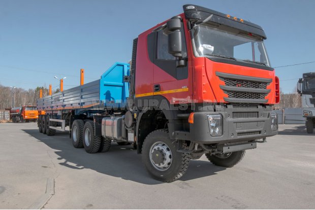 Полуприцеп бортовой ППБ 40-31-12К + Тягач АМТ N.V. 632910 [шины 315-80R22.5]