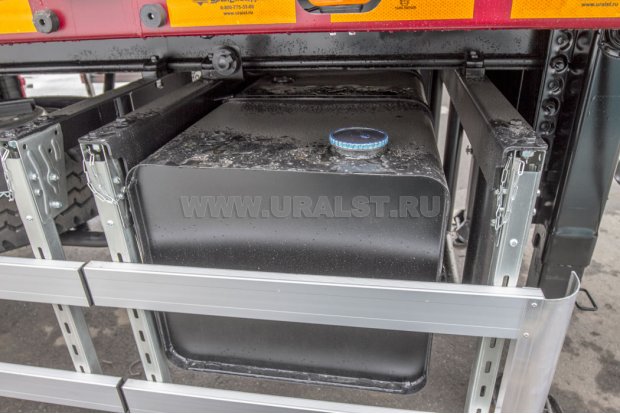 Топливный бак 500л