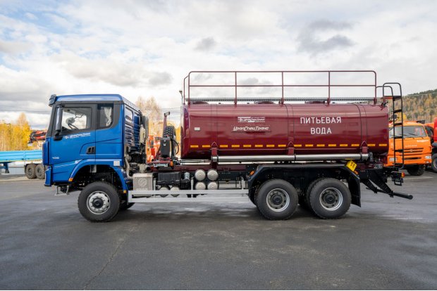  АЦПТ-14-3Н, УСТ 5453 SHACMAN (ШАКМАН) SX32586V385 6х6, 315/80R22.5, КБ 4575мм.