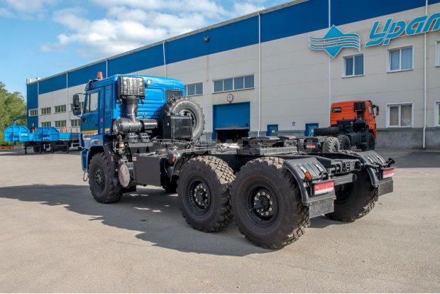 Седельный тягач Камаз 44108 (CUMMINS 340, ZF) ЛВЖ ГФ 