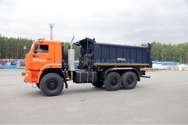 Самосвальный автомобиль Камаз 65224. Самосвальная навеска 16,6 куб. м