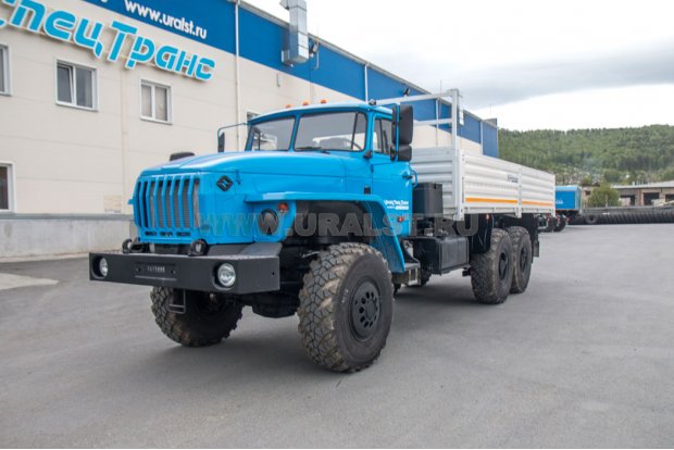 Бортовой автомобиль на шасси Урал 4320-72М
