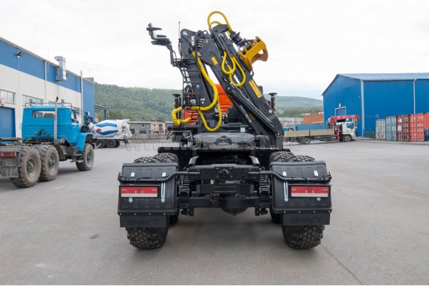 Седельный тягач с КМУ ОМТЛ-120-02 УСТ 5453 Камаз-43118-50