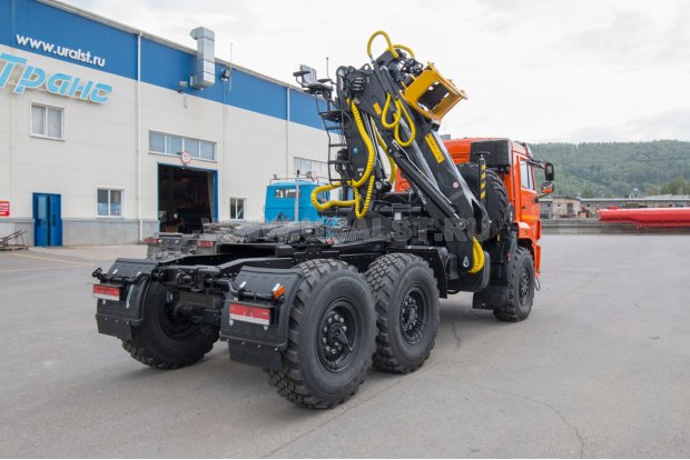 Седельный тягач с КМУ ОМТЛ-120-02 УСТ 5453 Камаз-43118-50