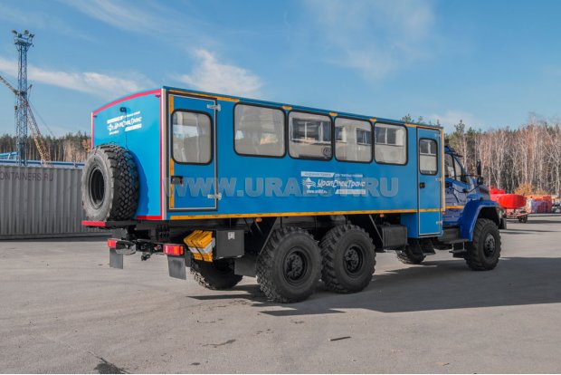 Автобус вахтовый 28+2 УСТ 5453 Урал NEXT 4320-6952-72Е5
