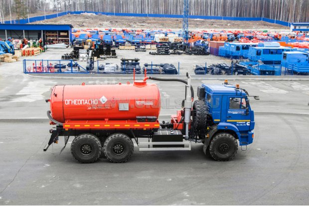 Автоцистерна АКН-10 PNR УСТ-5453 на шасси Камаз 43118-RF