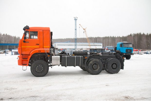 Седельный тягач Камаз 65225-6015-53