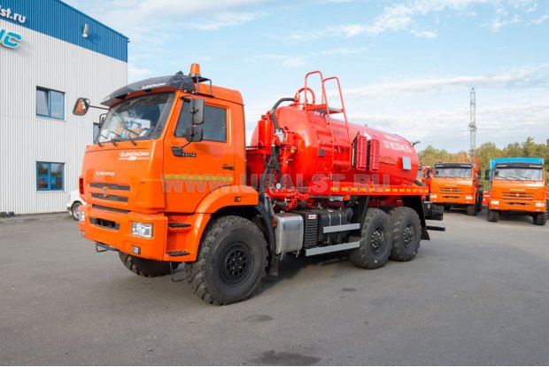 Автоцистерна вакуумная нефтепромысловая АКН-10 ВК УСТ 5453 Камаз 43118