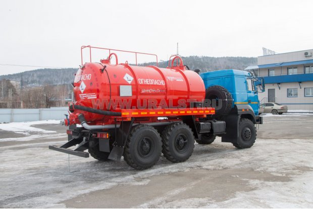 Автоцистерна АКН-10 КО Урал 5557-80Е5