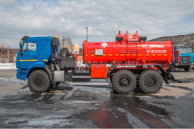 Автотопливозаправщик Камаз АТЗ-11Б УСТ-5453