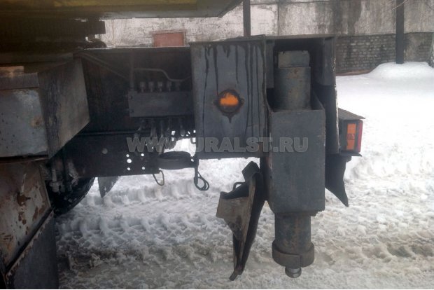 Опоры автокрана КС-45721