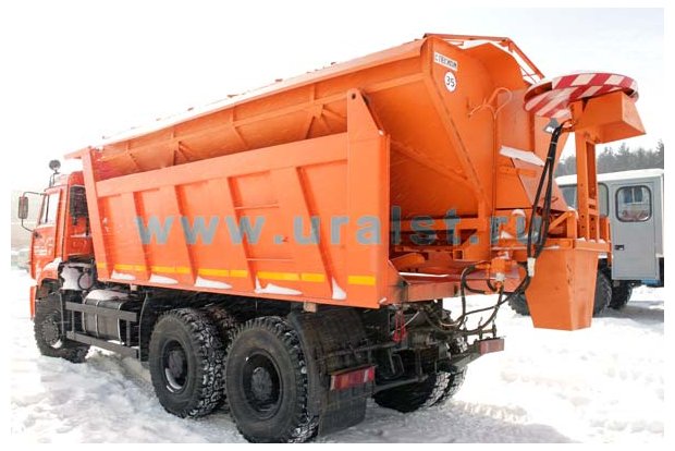 Машина комбинированная уборочная МД-651