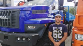 Купил автомобиль бортовой с КМУ ИМ-55 УСТ Урал NEXT 4320-72, сдвоенная кабина